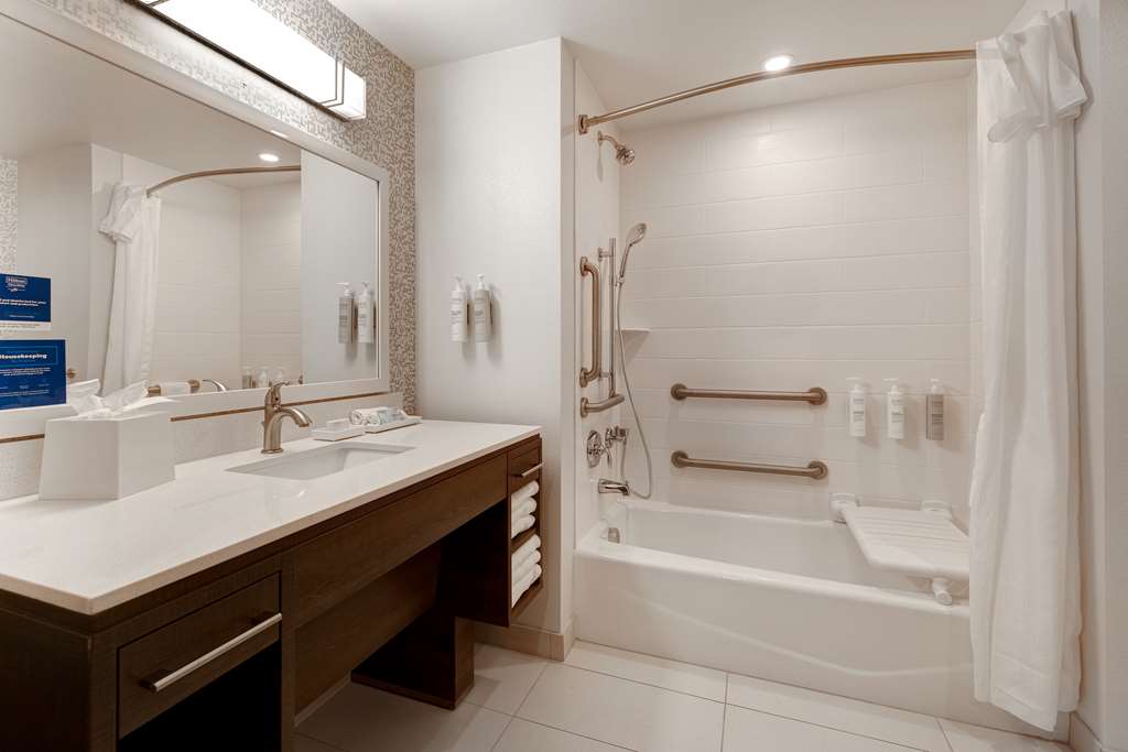 Фото Home2 Suites by Hilton Las Vegas Northwest