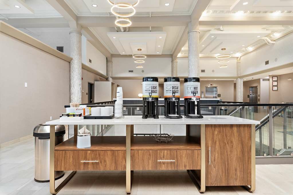 Фото Hampton Inn Kansas City/Downtown Financial District