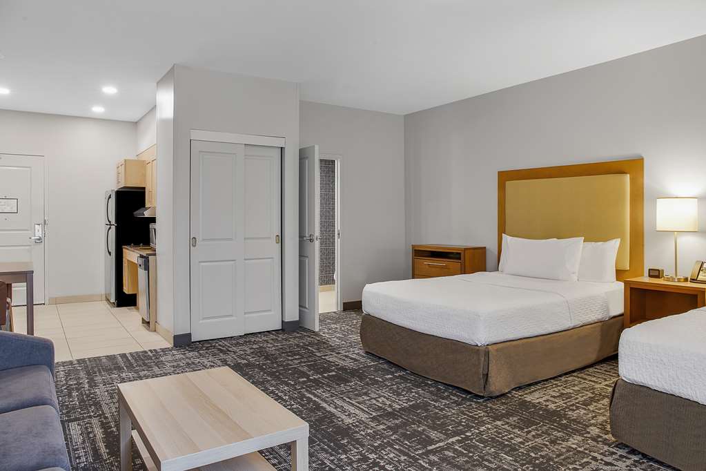 Фото Homewood Suites by Hilton Winnipeg Airport Polo Park MB
