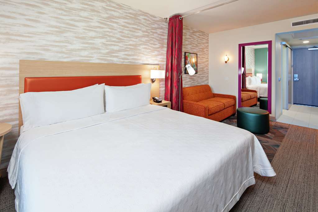 Фото Home2 Suites by Hilton Alameda Oakland Airport