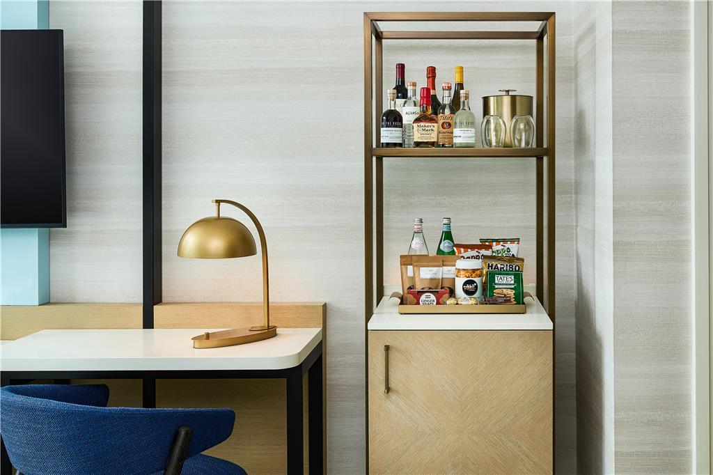 Фото The Highland Dallas, Curio Collection by Hilton