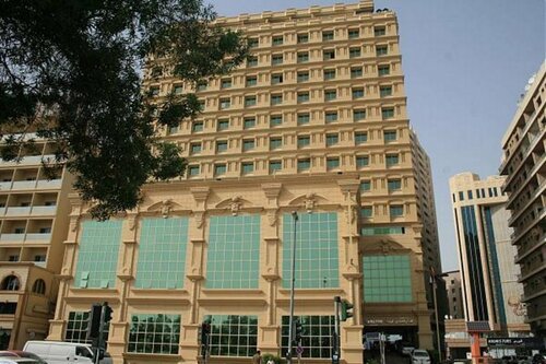 Гостиница Carlton Tower Hotel в Дейре