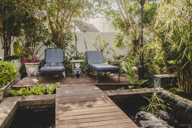 Фото Admiralty Beach House