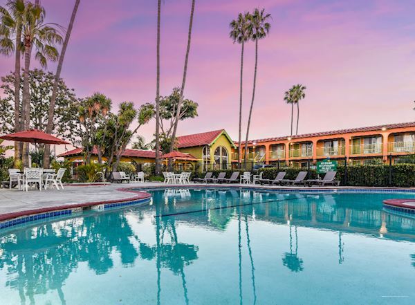 Фото Vagabond Inn Buttonwillow North I-5