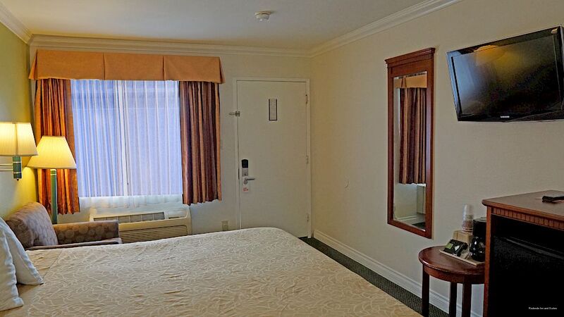 Фото Redondo Inn and Suites