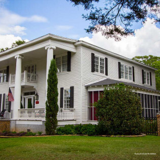 Фото Bama Bed & Breakfast Campus