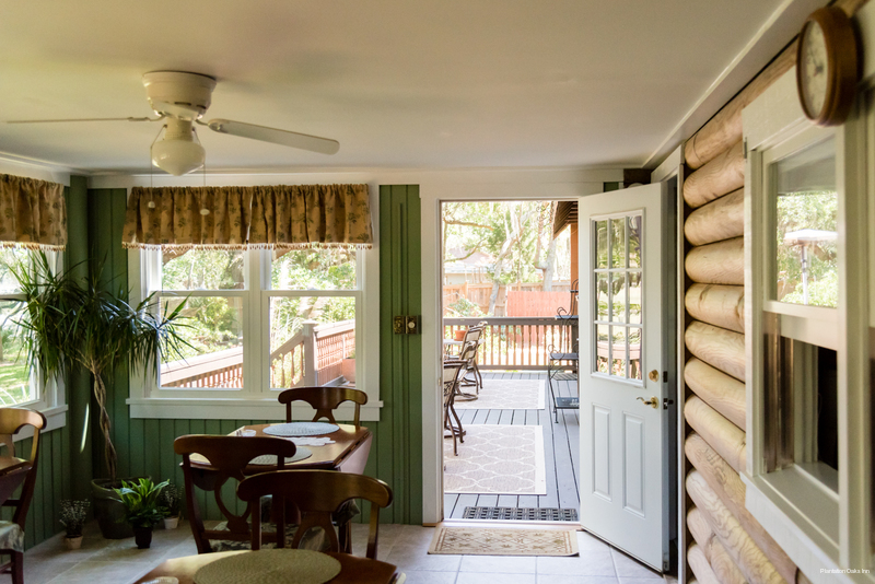 Фото Plantation Oaks Inn