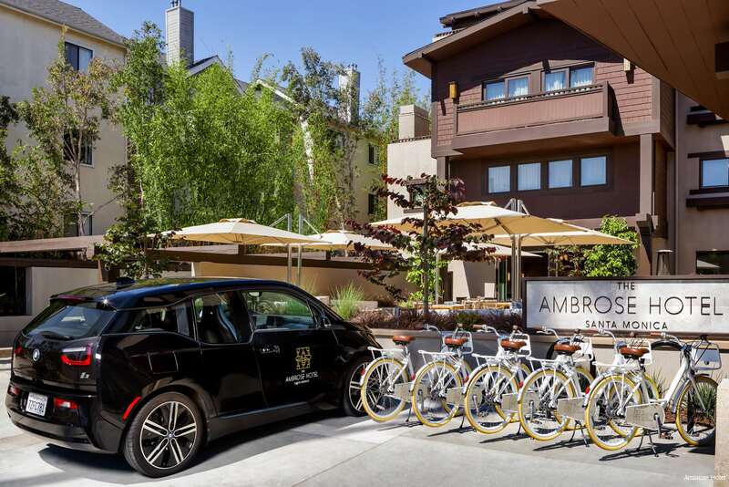 Фото The Ambrose Hotel