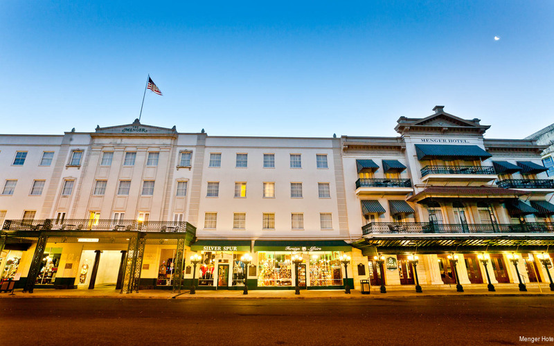 Фото Menger Hotel