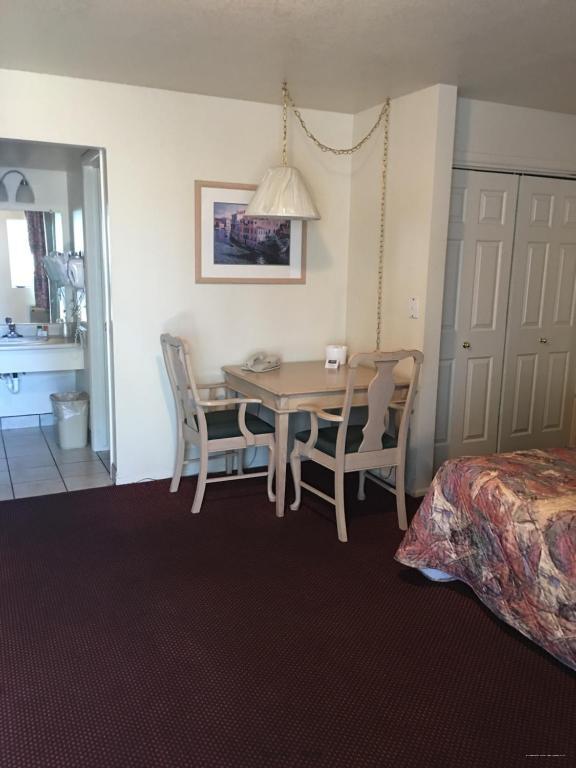 Фото Bridgewater Motel