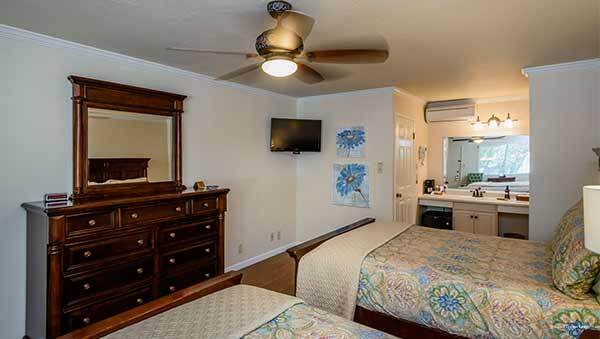 Фото The Jack London Lodge