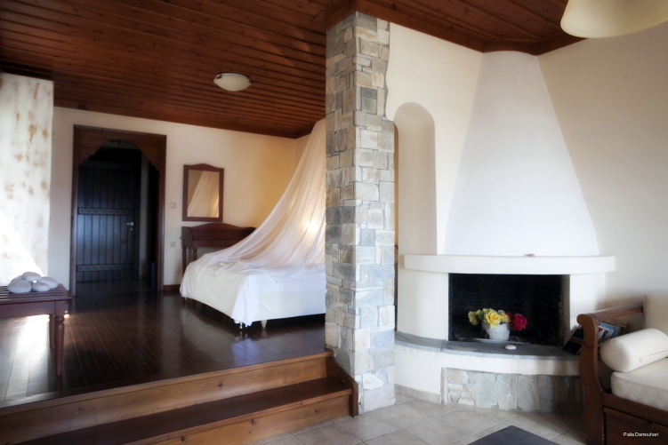 Фото Palia Damouchari