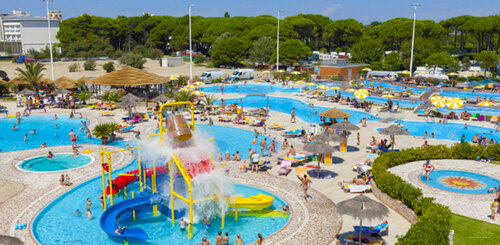 Внешний вид отеля Villaggio Turistico Internazionale в Сан-Микеле-аль-Тальйаменто, фото 2