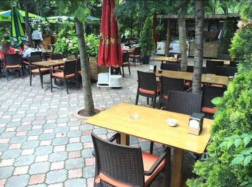 kutuk ev cafe restaurant kafe bahcelievler mah sehit yasar erol akansel sok no 8 bahcelievler istanbul turkiye yandex haritalar