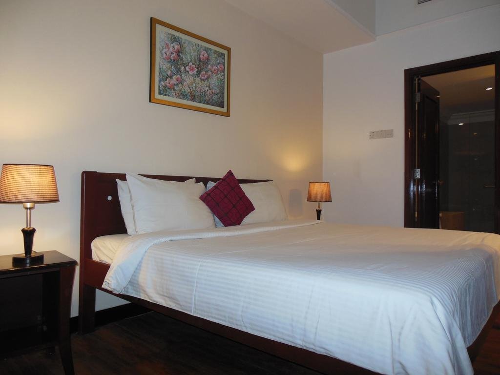 Фото Sweet Dream Suites at Times Square