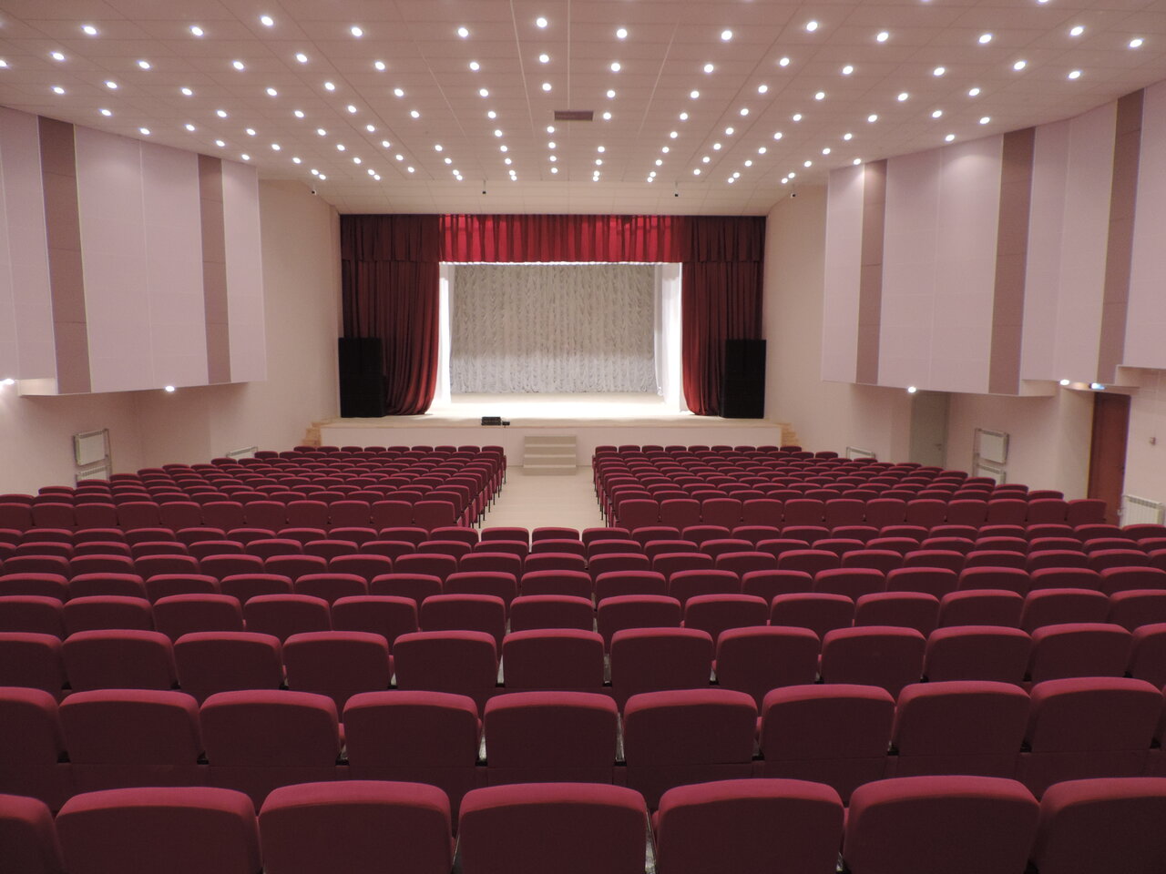 Дк железнодорожников луганск карта