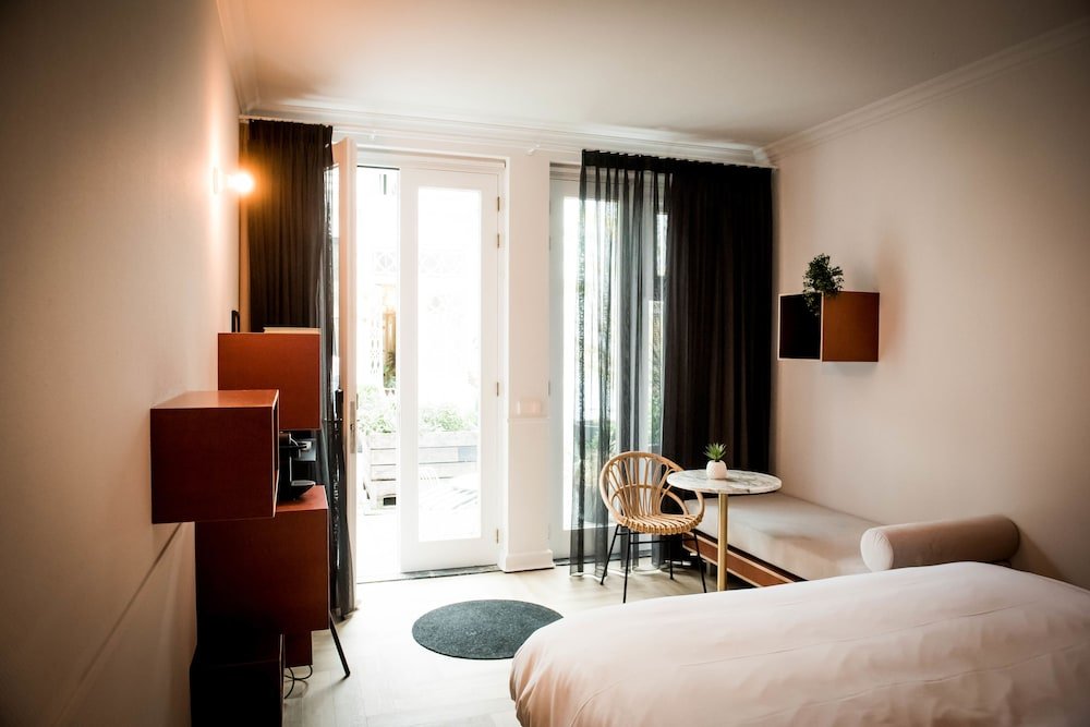 Фото Fitz-Roy Urban Hotel Bar And Garden