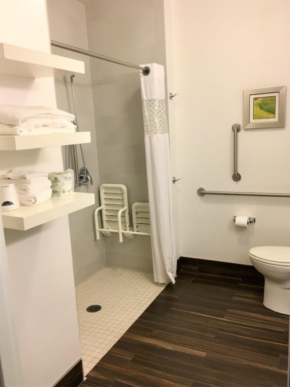 Фото Hampton Inn & Suites Portland/Hillsboro-Evergreen Park, Or