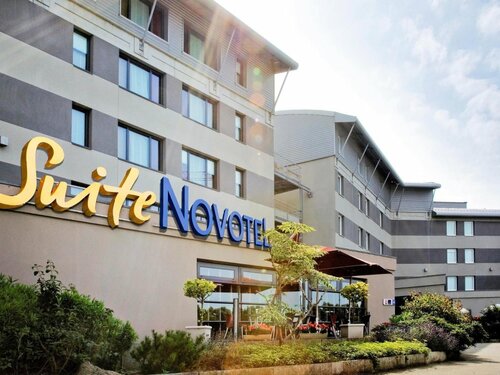 Гостиница Novotel Suites Calais Coquelles Tunnel Sous La Manche в Кале