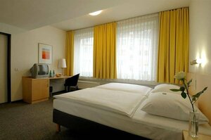 Гостиница Cvjm Düsseldorf Hotel & Tagung