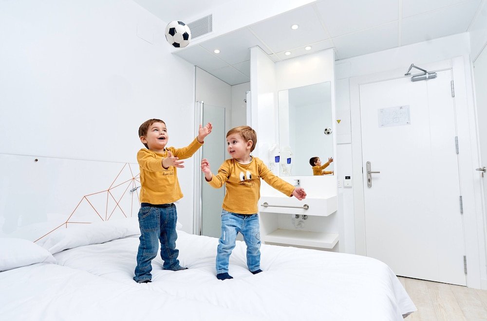 Фото Monjas Del Carmen Hotel