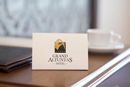 Гостиница Grand Altuntaş Hotel в Гюзельюрте