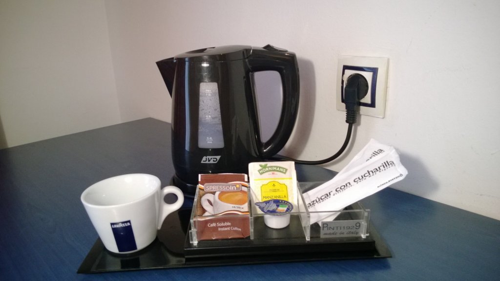 Фото Hotel Moderno Barcelona