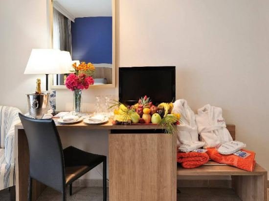 Фото Gran Hotel Las Fuentes de Fantasía Hoteles