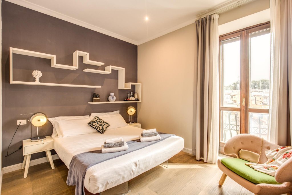 Фото Hotel 87 EightySeven