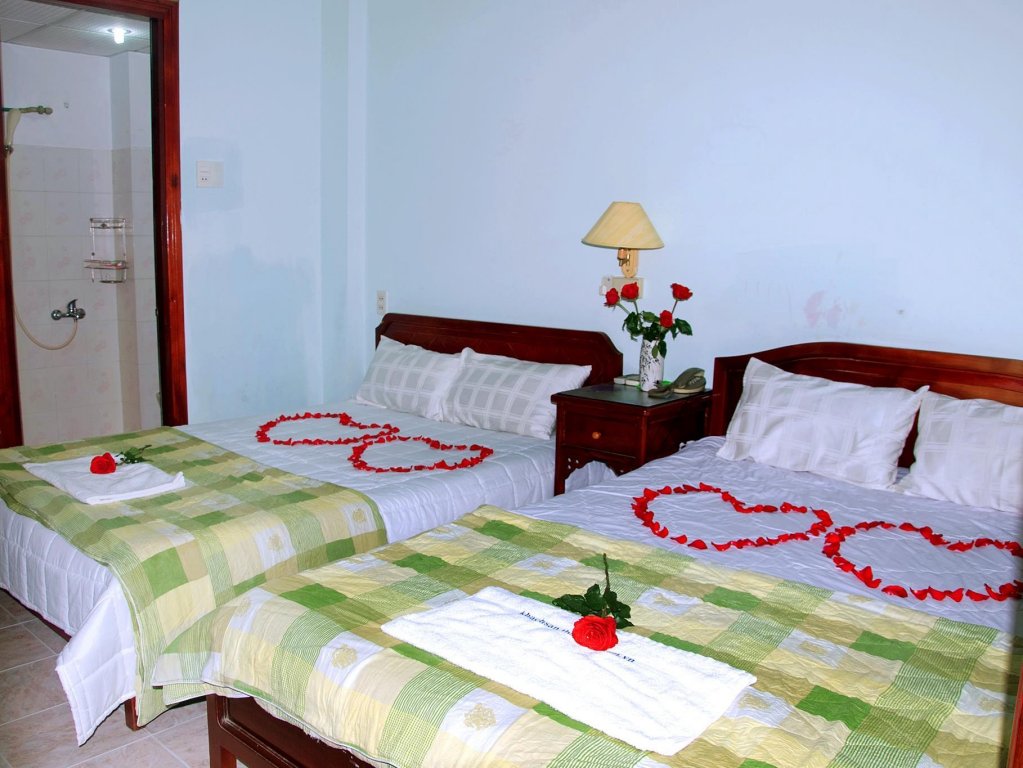 Фото Queen3 Hotel