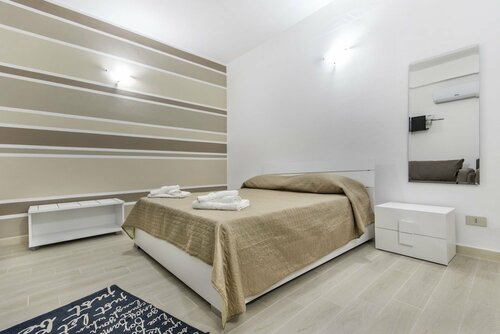 Гостиница In Centro Rooms в Кампофеличе-ди-Рочелле