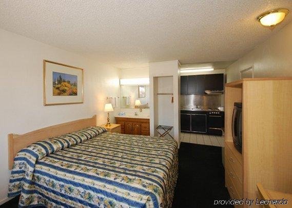 Фото Econo Lodge On Historic Route 66