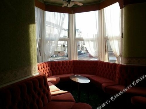Гостиница The Marnoch Hotel в Блэкпуле