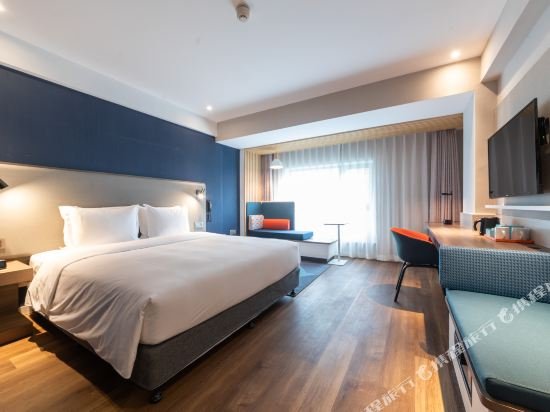 Фото Holiday Inn Express Ningbo City Center