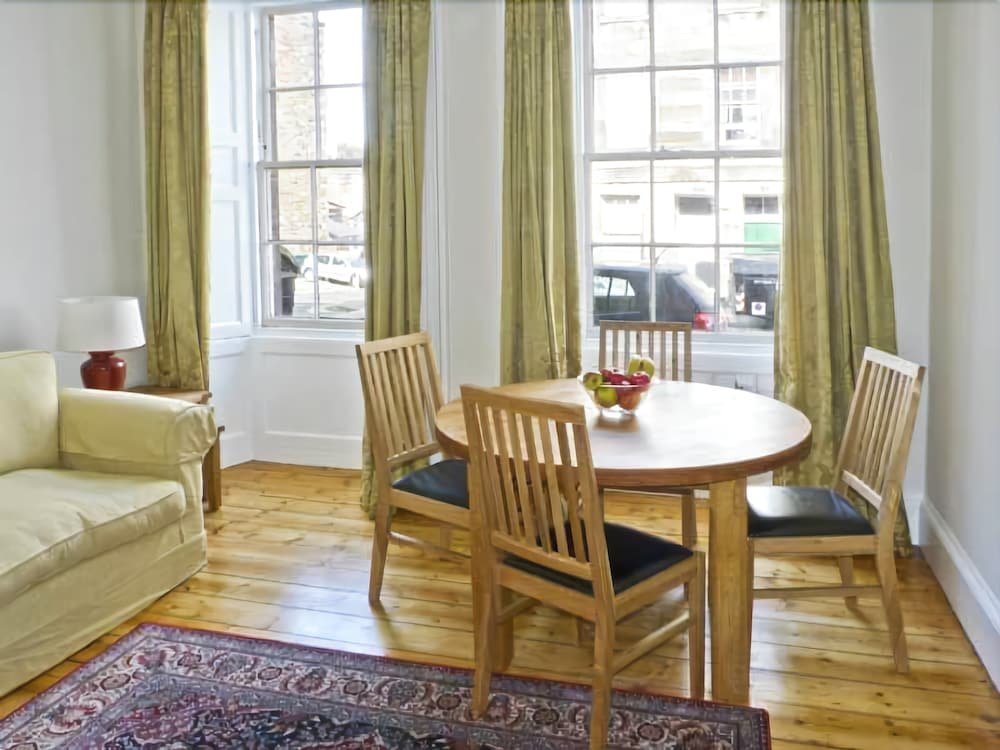 Фото 35 Barony Street