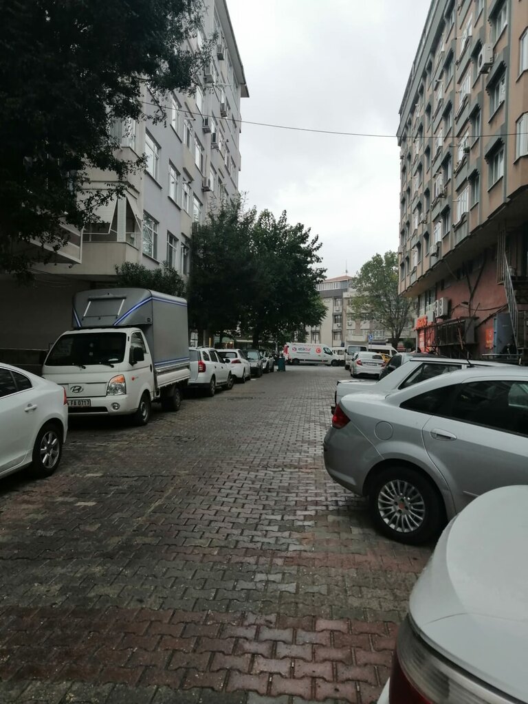 بيع وتأجير العقارات التجارية Turanlar Construction Real Estate ، اسطنبول، صورة