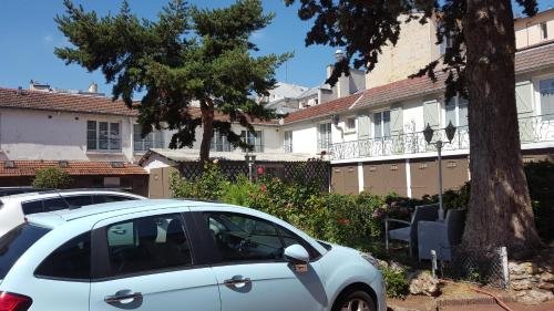 Фото Hotel du Cheval Rouge