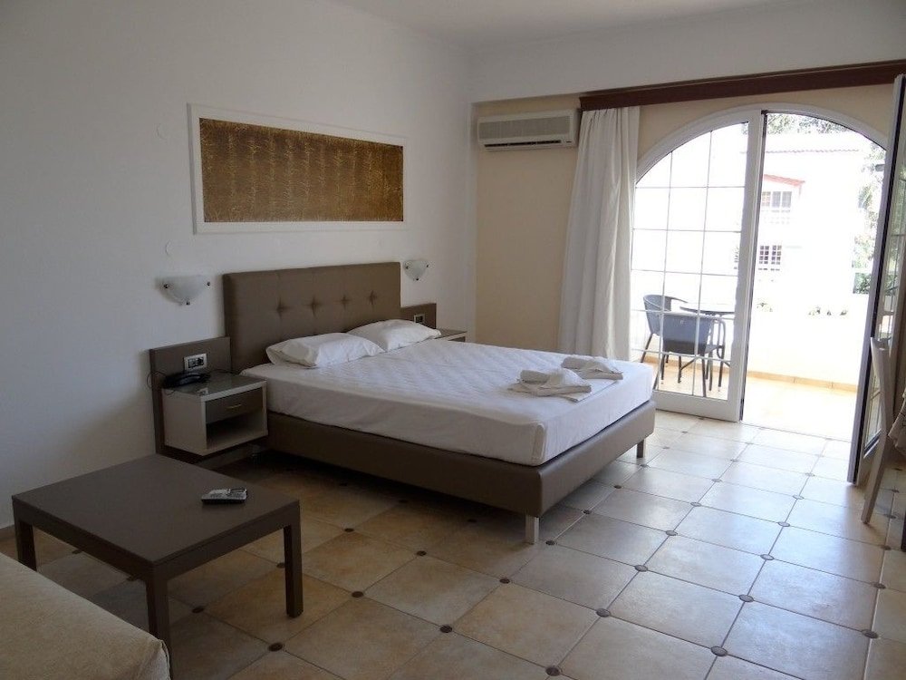 Фото Perla Beach