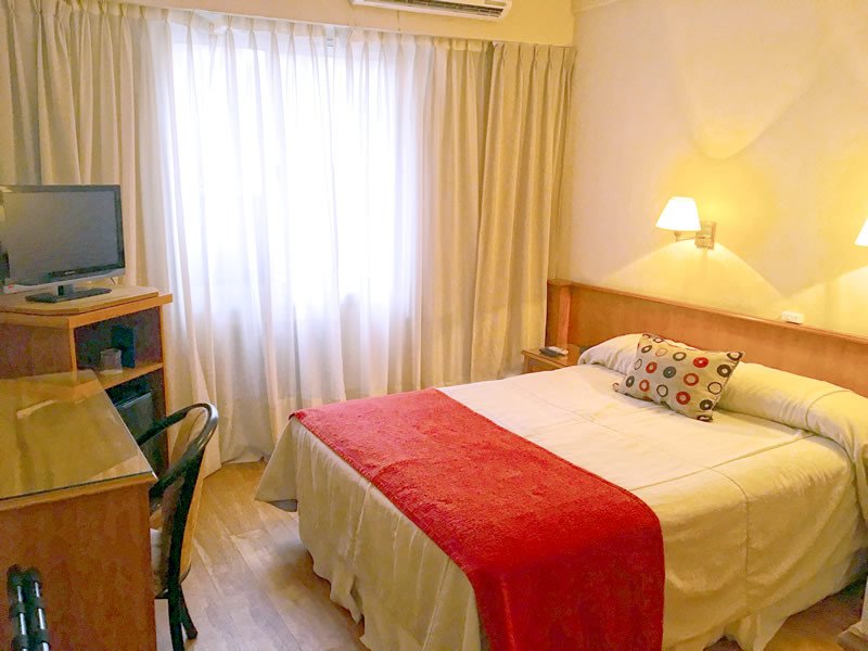 Фото Waldorf Hotel