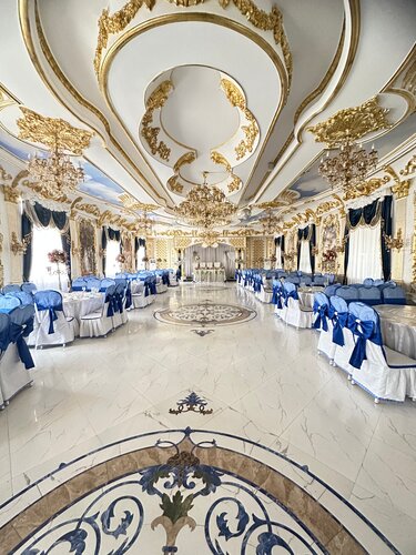 Астрахандық Галя жезөкшеміз ұялы телефонға түсірілген.