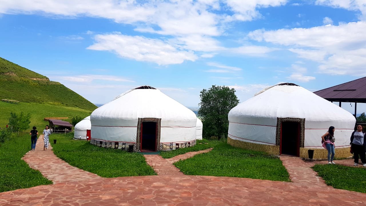 Қынап анальды ынталандырудан ағып кетеді