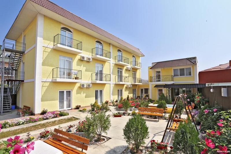 Фото отеля 1