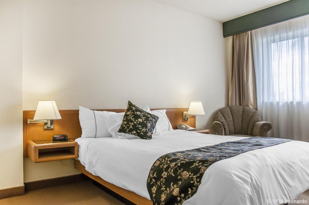 Фото Quality Hotel Dorval Aeroport