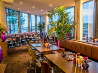 Фото DoubleTree by Hilton Amsterdam Centraal Station