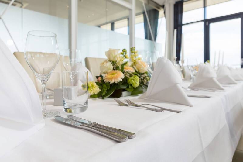 Фото Hotel Vier Jahreszeiten Lübeck