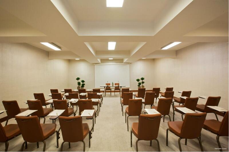 Фото Starhotels Tourist