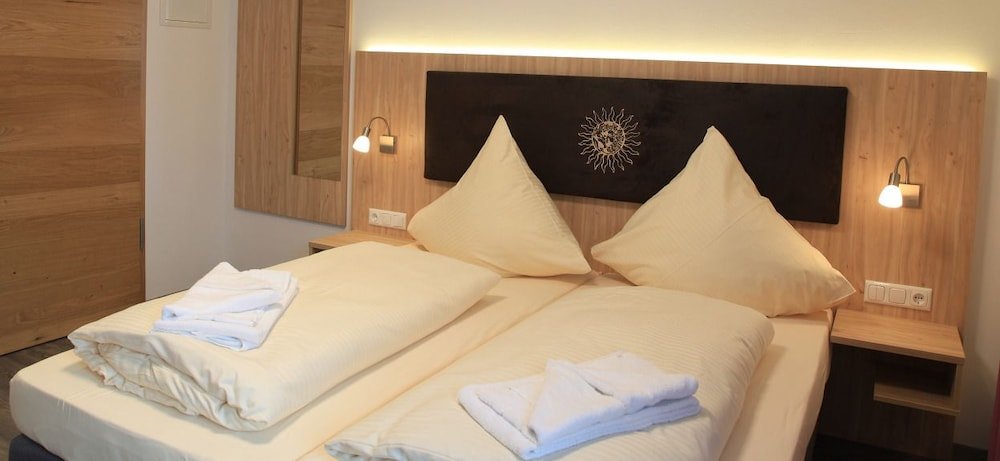 Фото Hotel Gasthaus Sonne