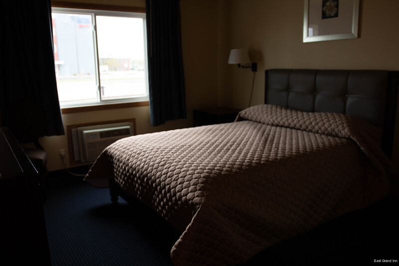 Фото East Grand Inn