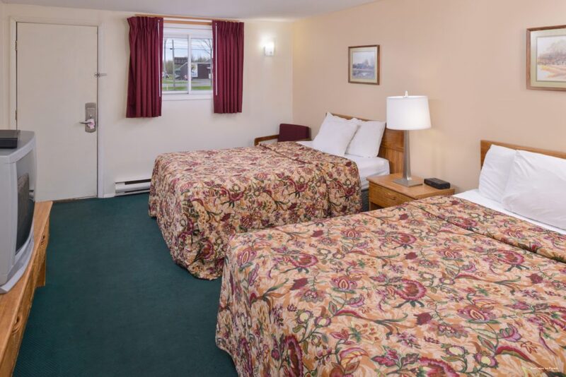 Фото Red Carpet Inn Pulaski