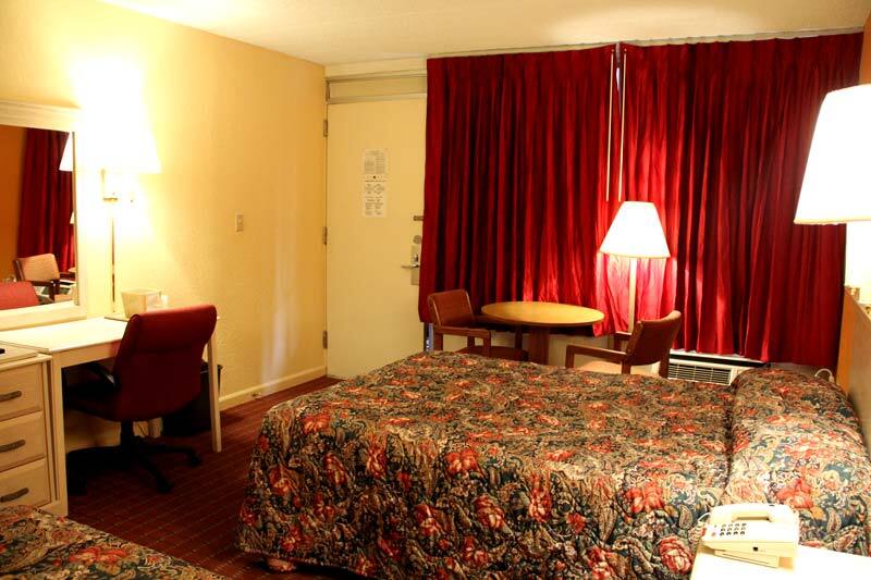 Фото отеля 2